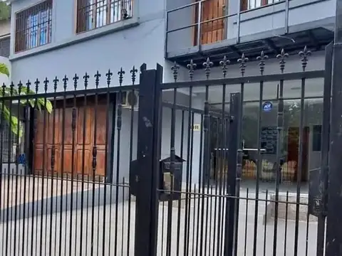 Departamento en Alquiler de 6 ambientes