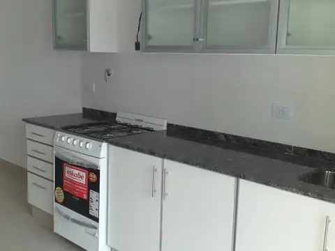 Departamento en Alquiler en Ramos Mejia Norte, $ 900.000