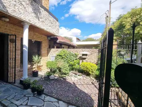 Casa en Venta en Martin Coronado, USD 199.900
