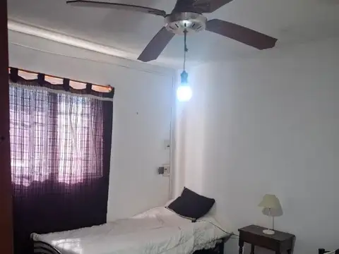 Casa en Alquiler con 1 cochera