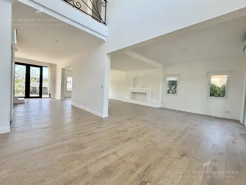 Casa en Alquiler al Este