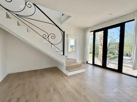 Casa en Alquiler de 3 dormitorios