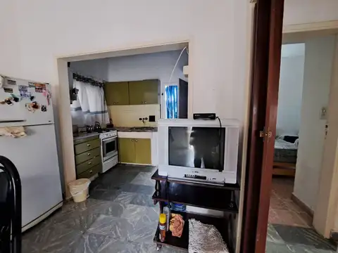 Depto Tipo Casa en Venta 50 años