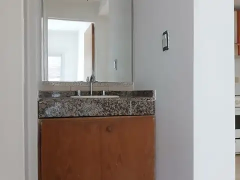 Departamento en Alquiler en Republica De La Sexta, $ 380.000