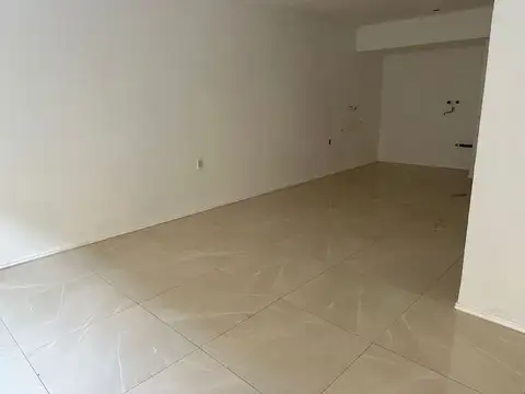 Local en Alquiler en Santa Fe, $ 700.000