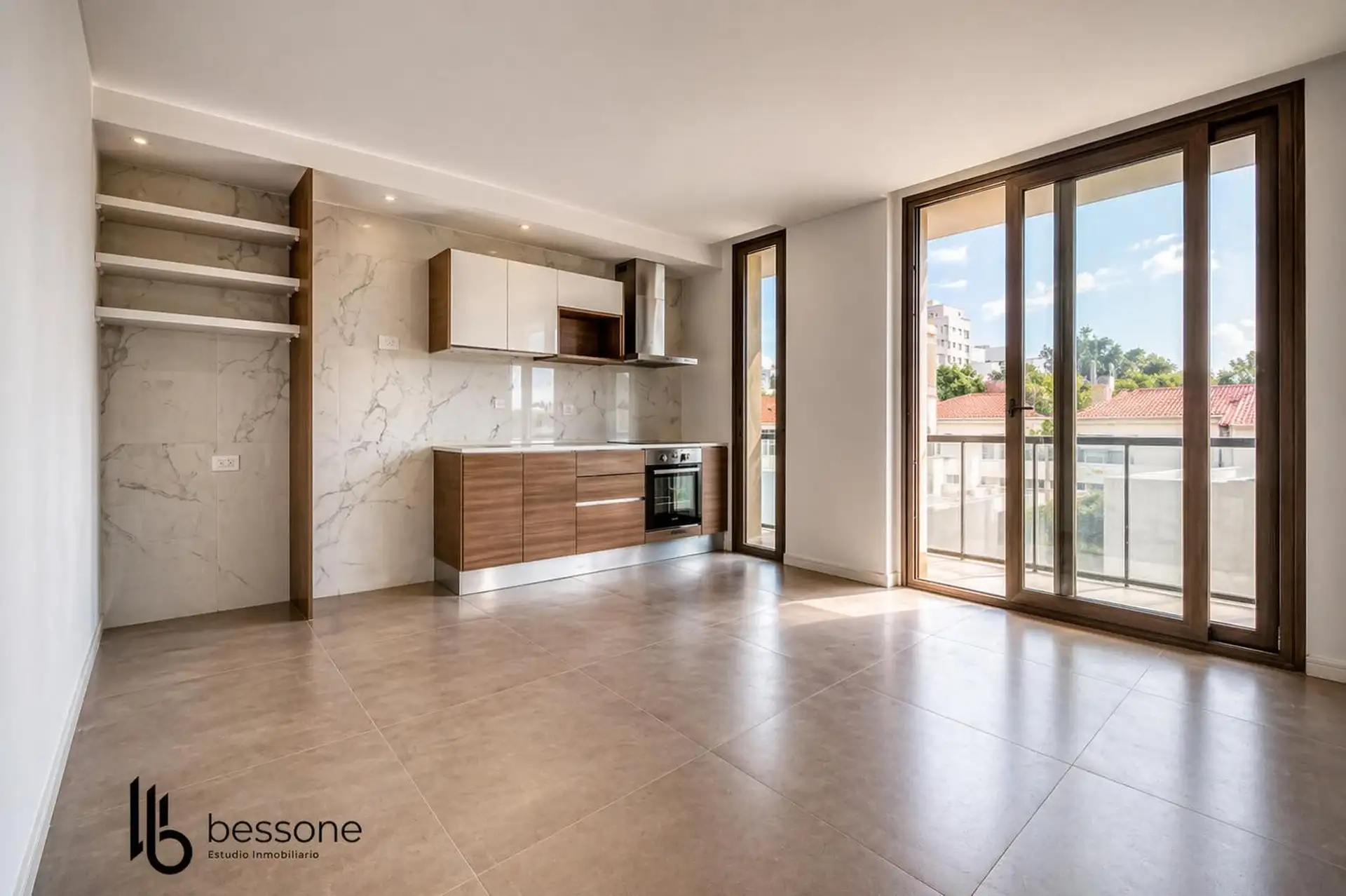 Departamento 2 amb a estrenar con balcón y cochera — Plaza Mitre