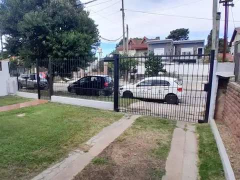 Casa en Venta en Ingeniero Adolfo Sourdeaux, USD 108.000