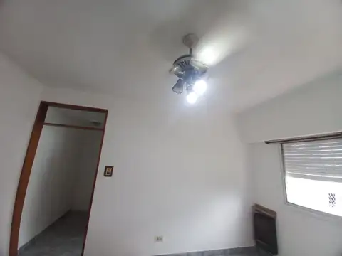 BARRIO UPCN 100, Piso 1