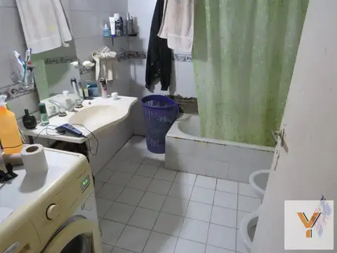 Casa 2 ambientes con 1 baño