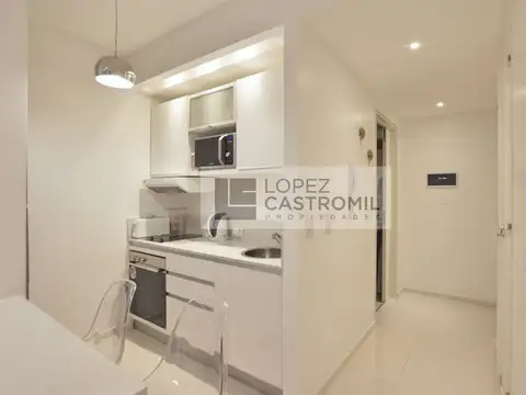 IMPECABLE MONOAMBIENTE! Balcón al frente! Muy luminoso! Todo a nuevo! AMOBLADO Y EQUIPADO! Amenities! ÚNICO! OPORT!