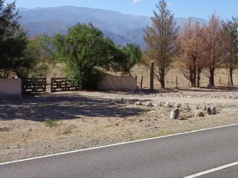 Ruta Nacional 40 KM 4236, Ampajango, Distrito San José 100
