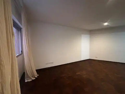 Oficina en Alquiler en Centro, $ 600.000