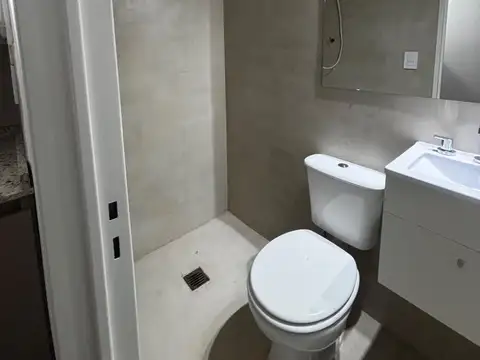 Oficina en Alquiler en Centro, $ 600.000