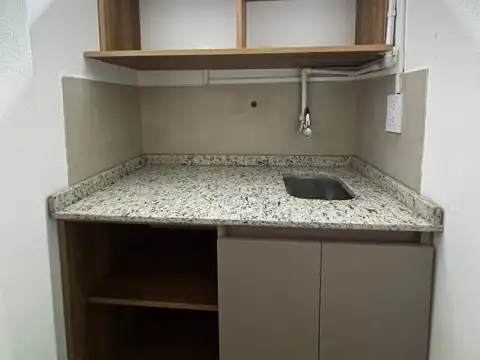 OFICINA EN ALQUILER
