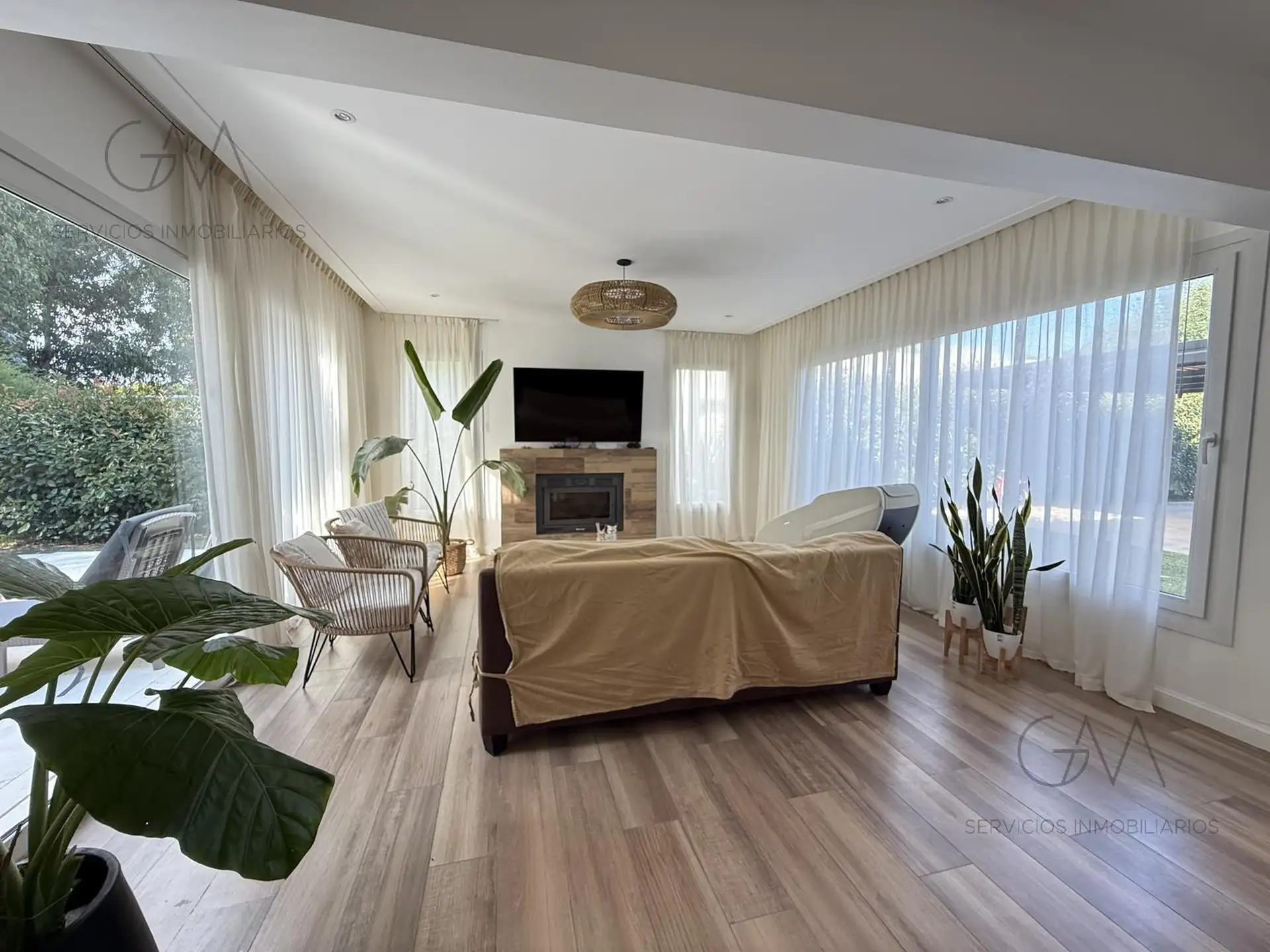 Casa en venta barrio privado Arenas del Sur