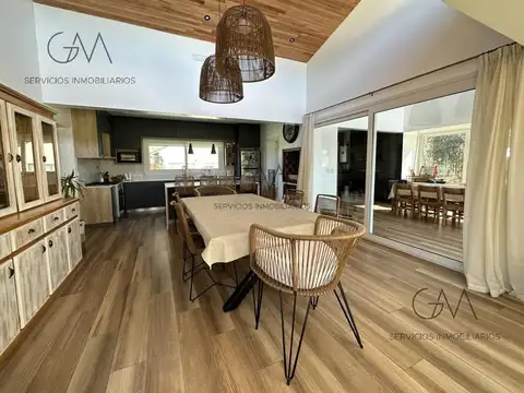 Casa en venta en Barrio Arenas del Sur