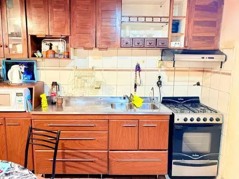 Casa 4 ambientes con 1 baño