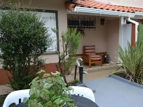 Propiedad multifamiliar en venta - 4 Dormitorios 3 Baños - Las Toninas