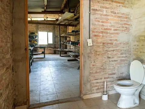 Galpón en alquiler de 700m2 ubicado en Los Polvorines