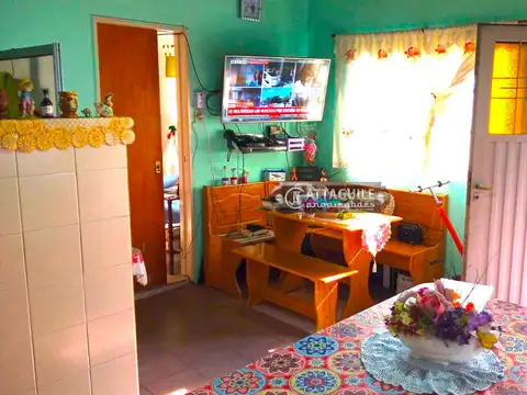 Casa - Venta - Argentina, Merlo - VICTOR HUGO 1100