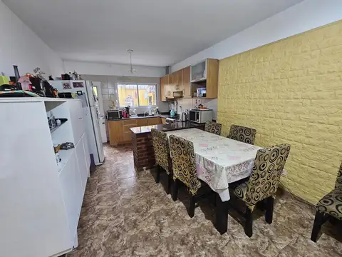 Libertad al 3400