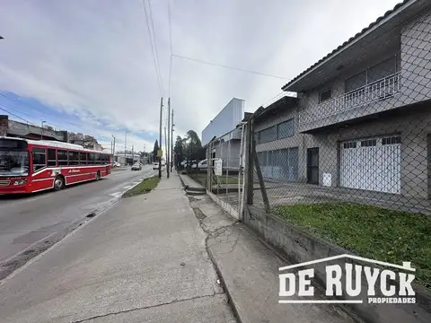 Camino General Belgrano al 3800