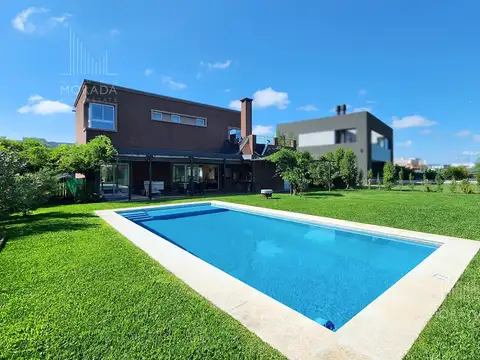 VENTA Casa 6 Ambientes en PUERTOS DEL LAGO Barrio VISTAS