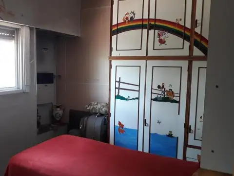 Casa 5 ambientes con 4 baños