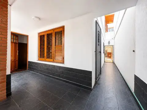 Casa en Venta en Banfield, USD 190.000