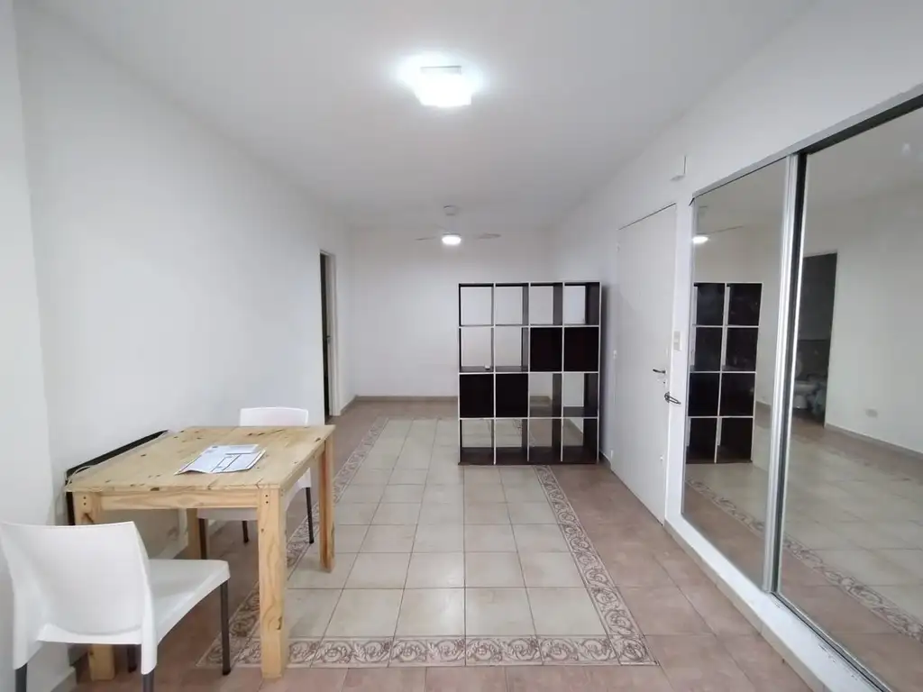 Guardia Vieja 4300, Piso 2