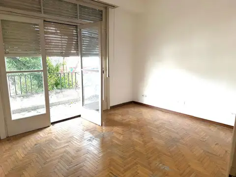 Depto Tipo Casa en Alquiler de 3 ambientes