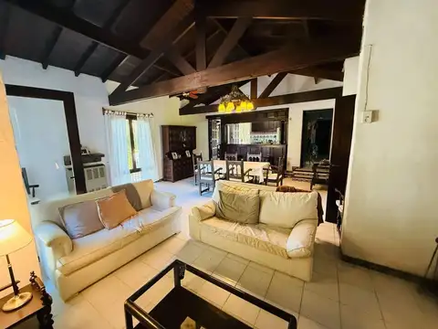 Chalet en venta Pinamar B5 4 ambientes cochera