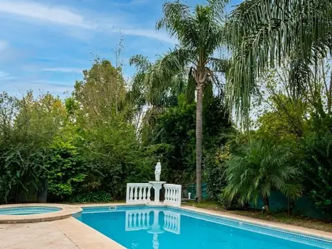 Casa 6 ambientes con 4 baños