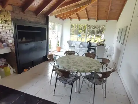 Casa 3 ambientes con 1 baño