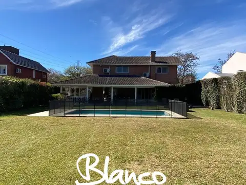 Casa  en Alquiler en Pueyrredon CC, Pilar, G.B.A. Zona Norte