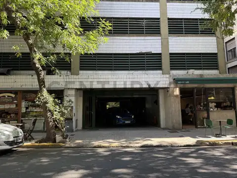 Cochera en Venta en Recoleta, CABA