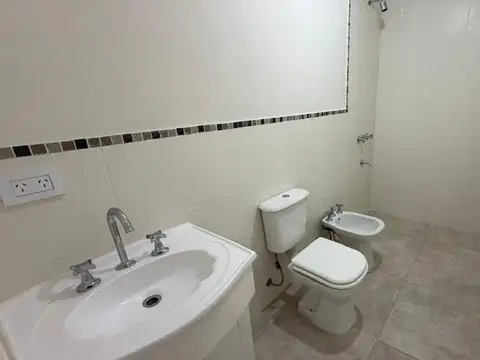 Departamento en Venta en Valentín Alsina, USD 60.000