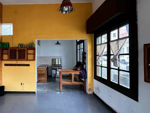 Local en Alquiler en La Comercial, $U 30.500
