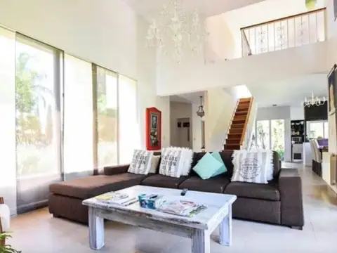 Casa  en Venta en San Isidro Labrador, Villanueva, Tigre