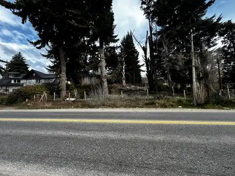 Lote en venta sobre avenida bustillo