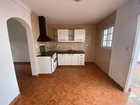 Depto Tipo Casa en Venta de 2 ambientes