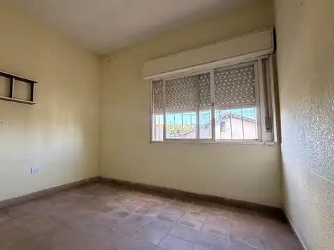 Departamento en Venta en Villa Elvira, USD 39.000