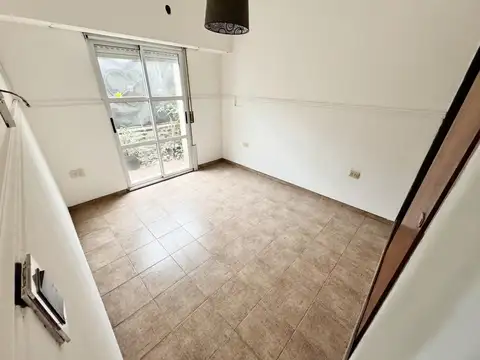 Depto Tipo Casa en Alquiler de 2 dormitorios