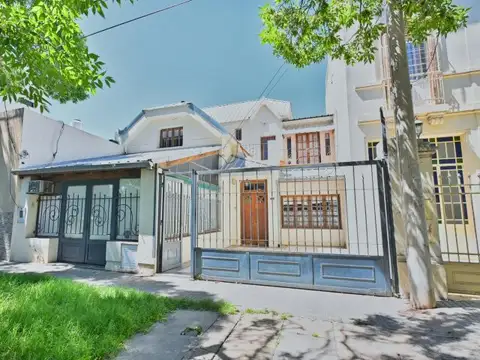 Rioja  5377 - VENTA Casa 3 Dormitorios