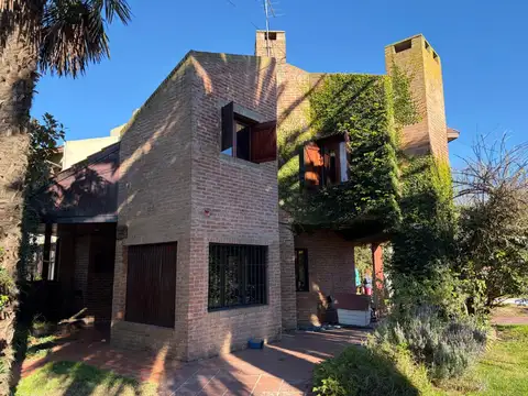 Casa 3 ambientes con 3 baños