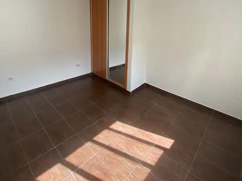 Depto Tipo Casa en Alquiler de 3 ambientes