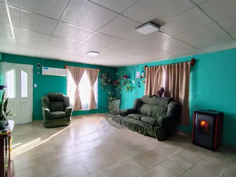 CASA EN VENTA EN SENILLOSA