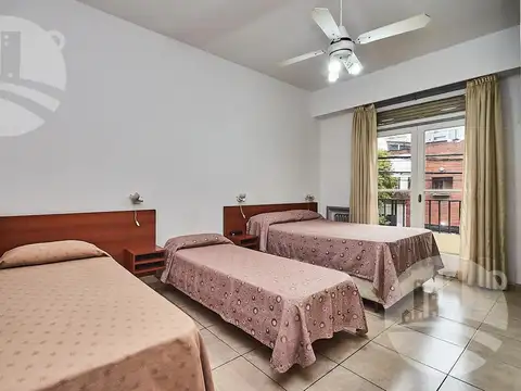 Hotel en Venta en Flores, USD 1.300.000