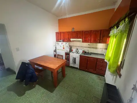 Casa en Venta en Castelar, USD 115.000