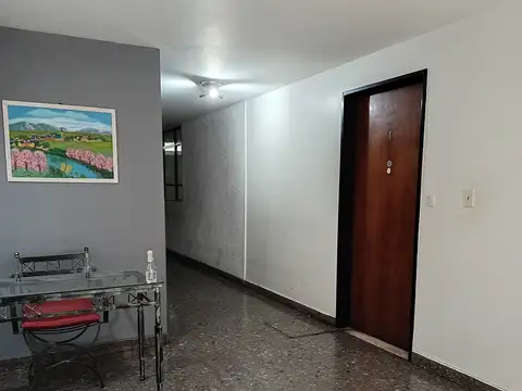 Doblas 100, Piso PB